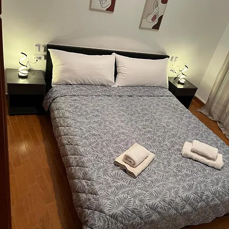 Cozy 2 Bedroom In