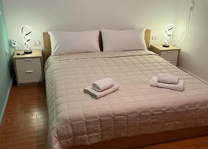 Olive Gem 2-bed Sleeps 4 With Fireplace Διαμέρισμα