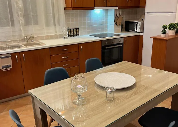 Διαμέρισμα Olive Gem 2-bed Sleeps 4 With Fireplace Σπηλιά